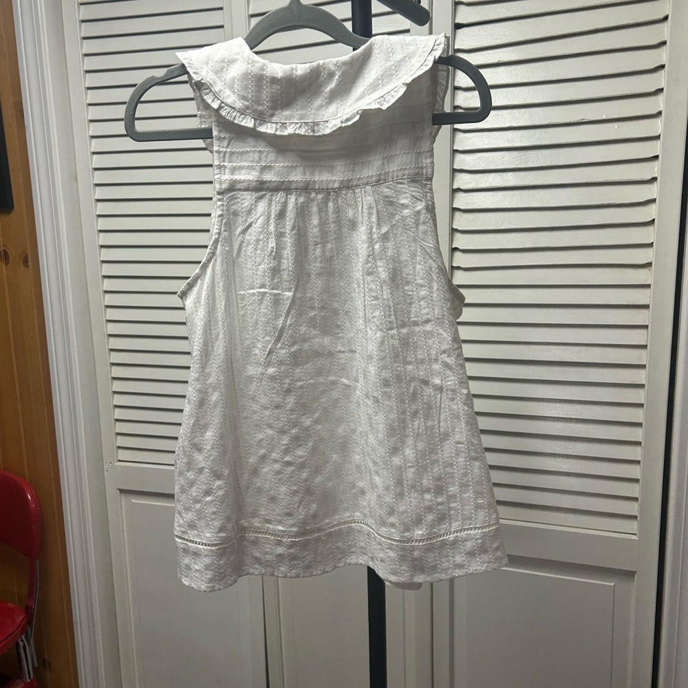 Nwot  White Textured Sleeveless Blouse - Picture 8 of 8